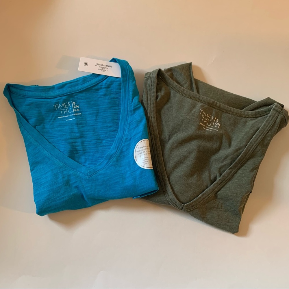 Bundle of two blouses Time and Tru small 4-6